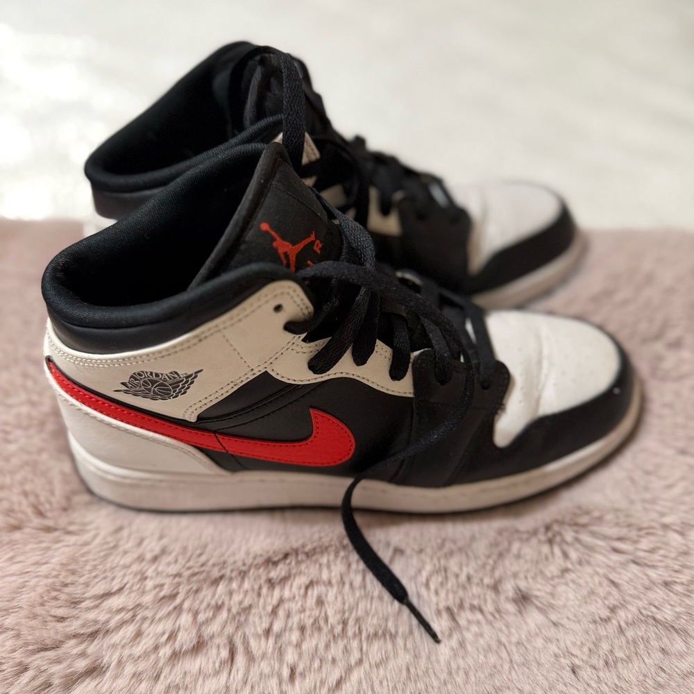 Nike Air Jordan Kids Black and Red Sneakers